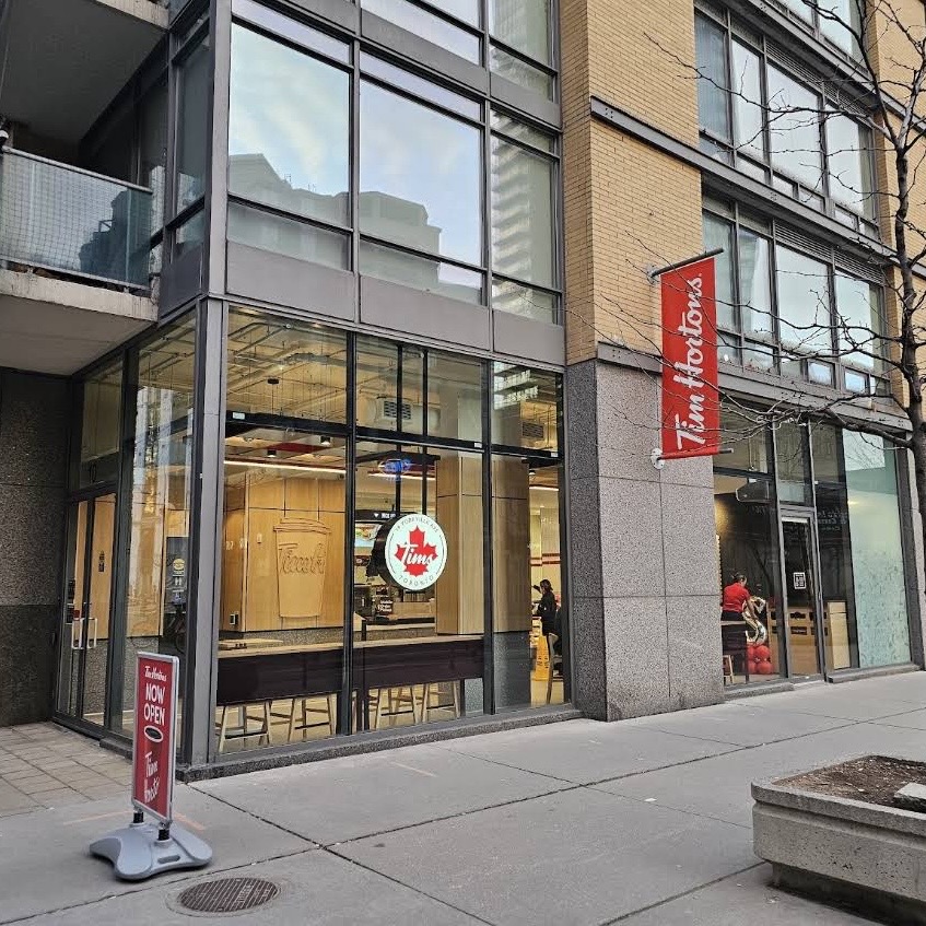 チームメンバー|Tim Hortons | Empire Quebec Serviceの画像