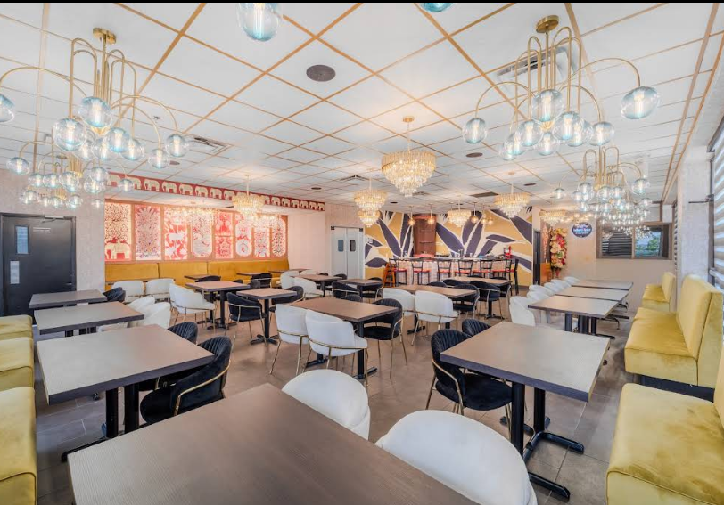 Server- job post Indian Spiceの画像